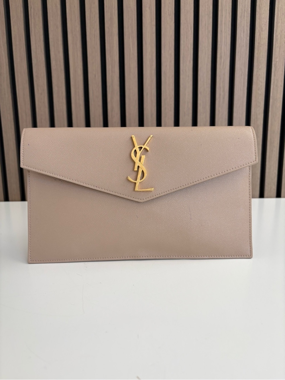 Auth SAINT LAURENT Pebble Leather Clutch
